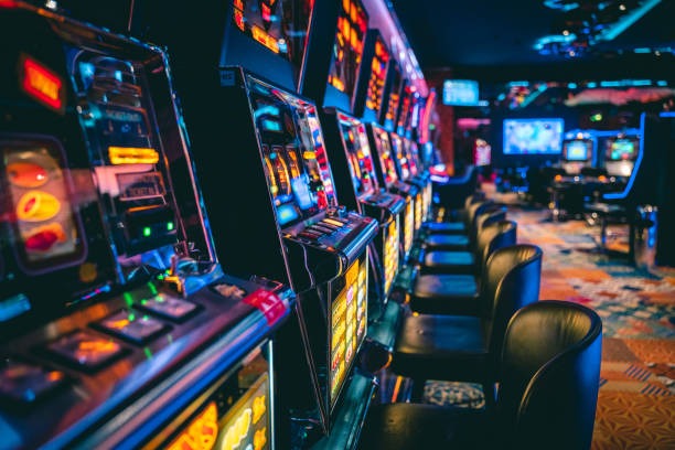 torang28 Live Casino Tables at Your Fingertips